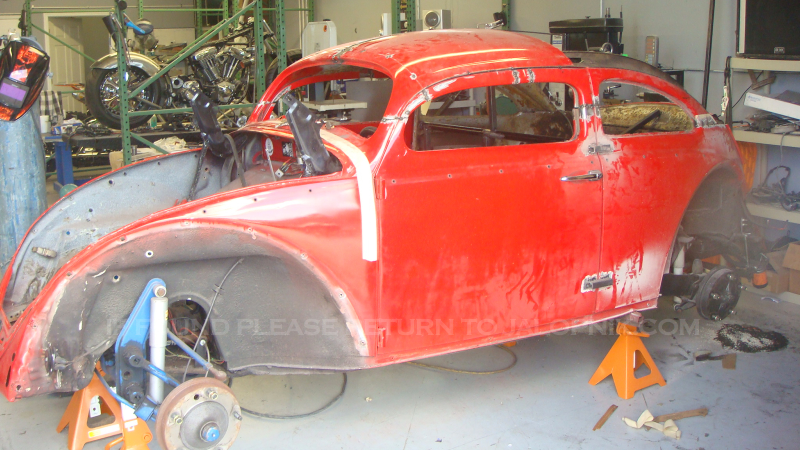 Illustration for article titled EXCLUSIVE: Will.I.Am's $900,000 One-Of-A-Kind Car Is Actually A 1958 VW Beetle And Took Forever To Build Because Will.I.Am Is Insane
